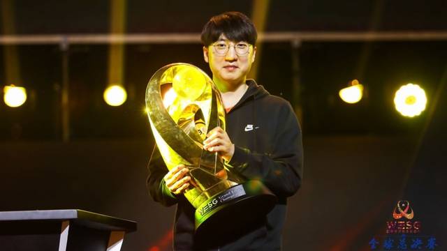 洛佩斯提出 洛佩斯提出