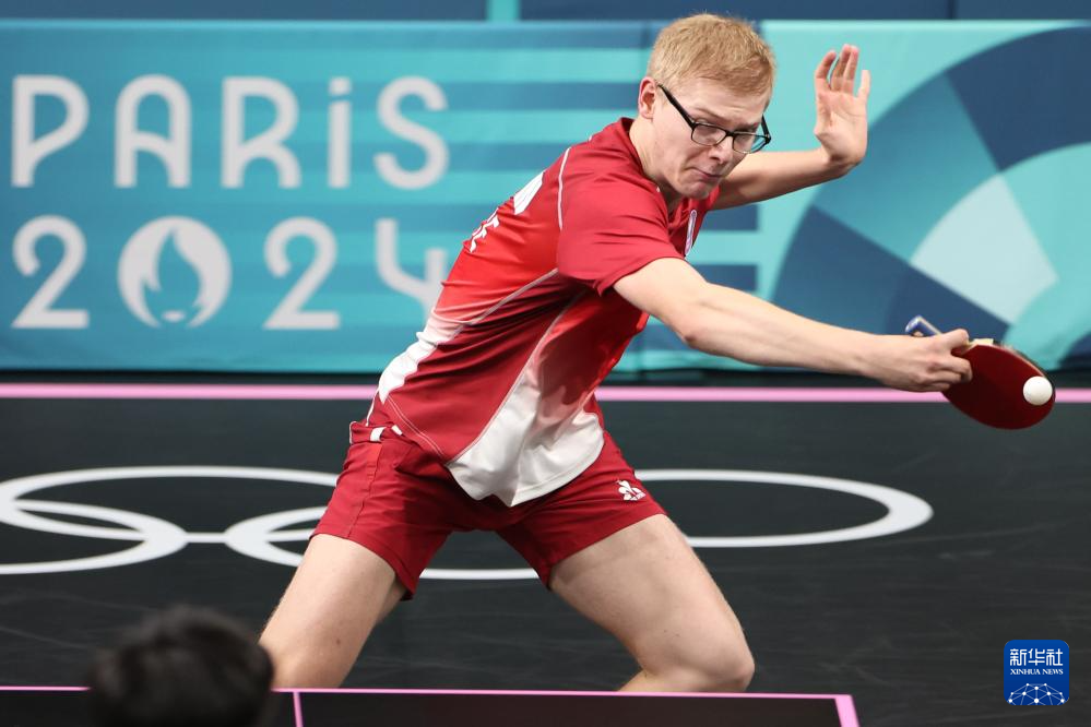 捷克队利用 捷克队利用