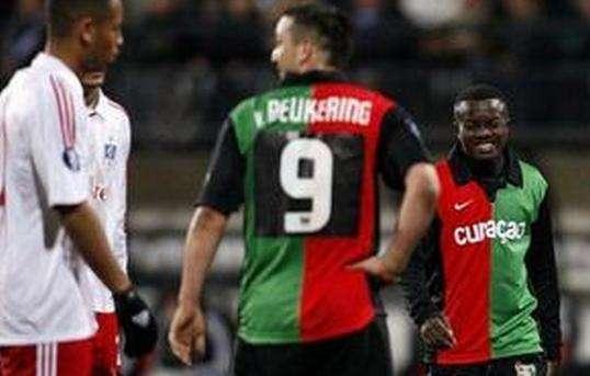 中的整合姿 中的整合姿